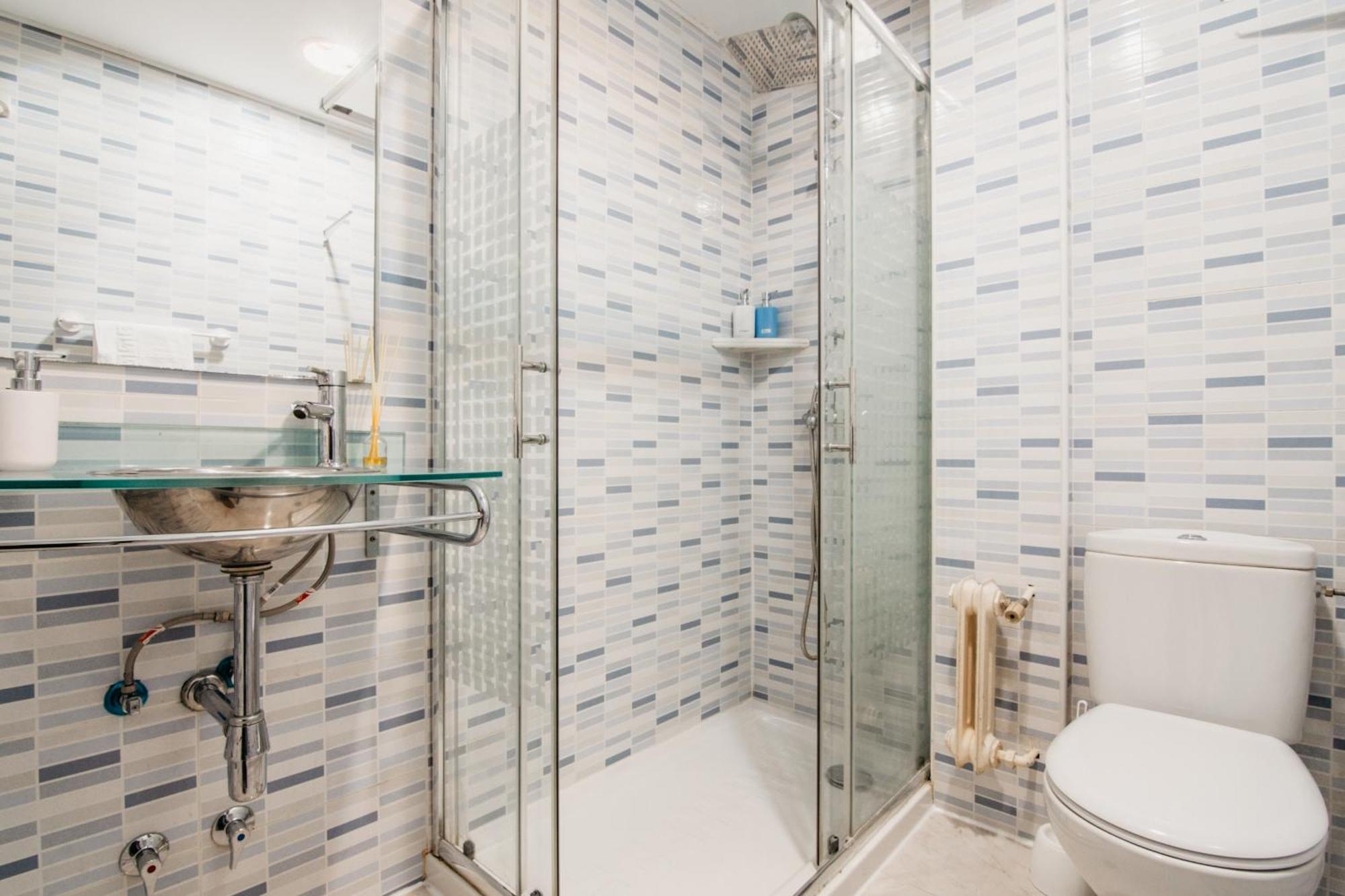 Tuguest Maria Luisa Apartment - Free Parking Гранада Экстерьер фото