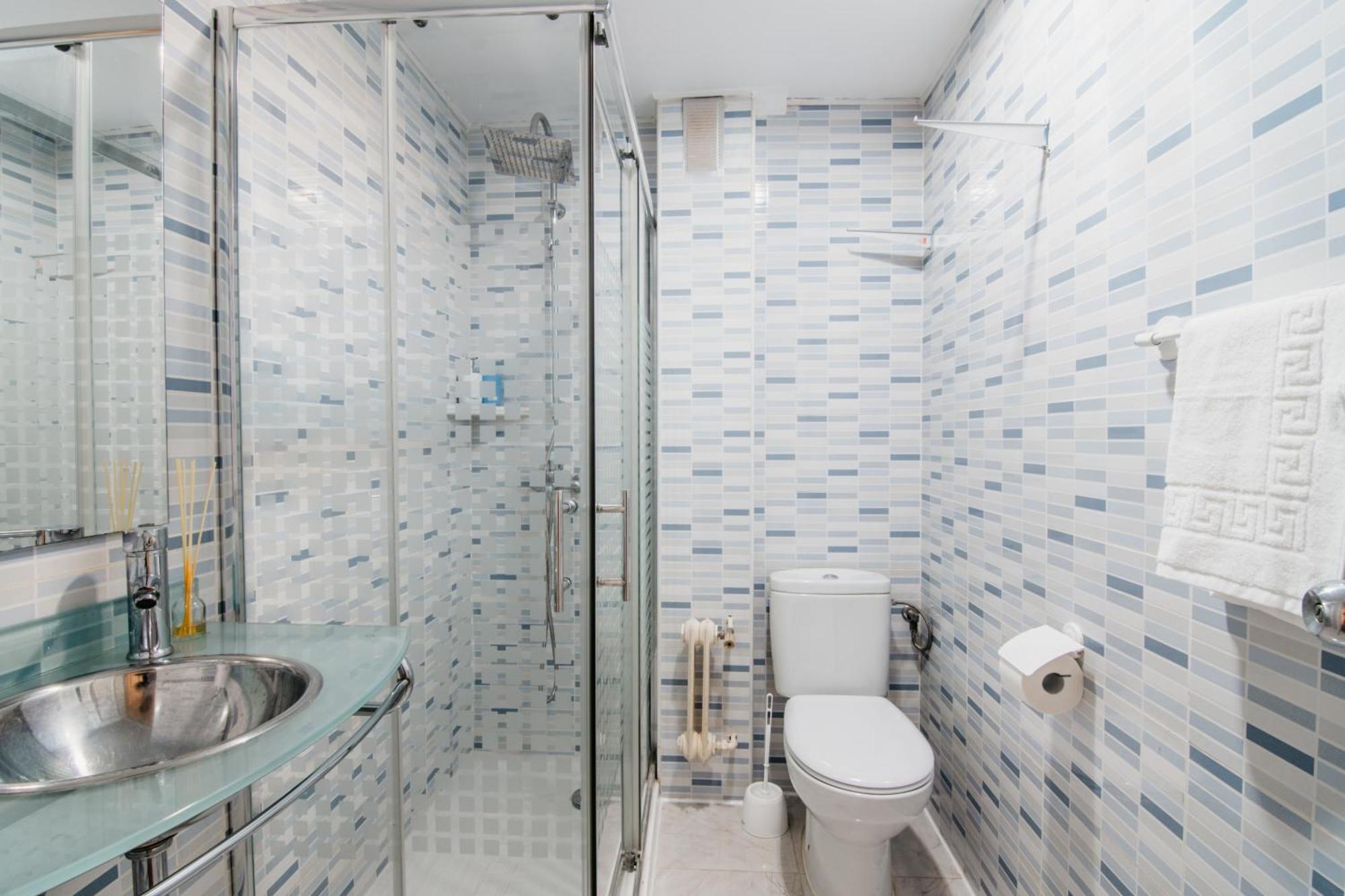 Tuguest Maria Luisa Apartment - Free Parking Гранада Экстерьер фото