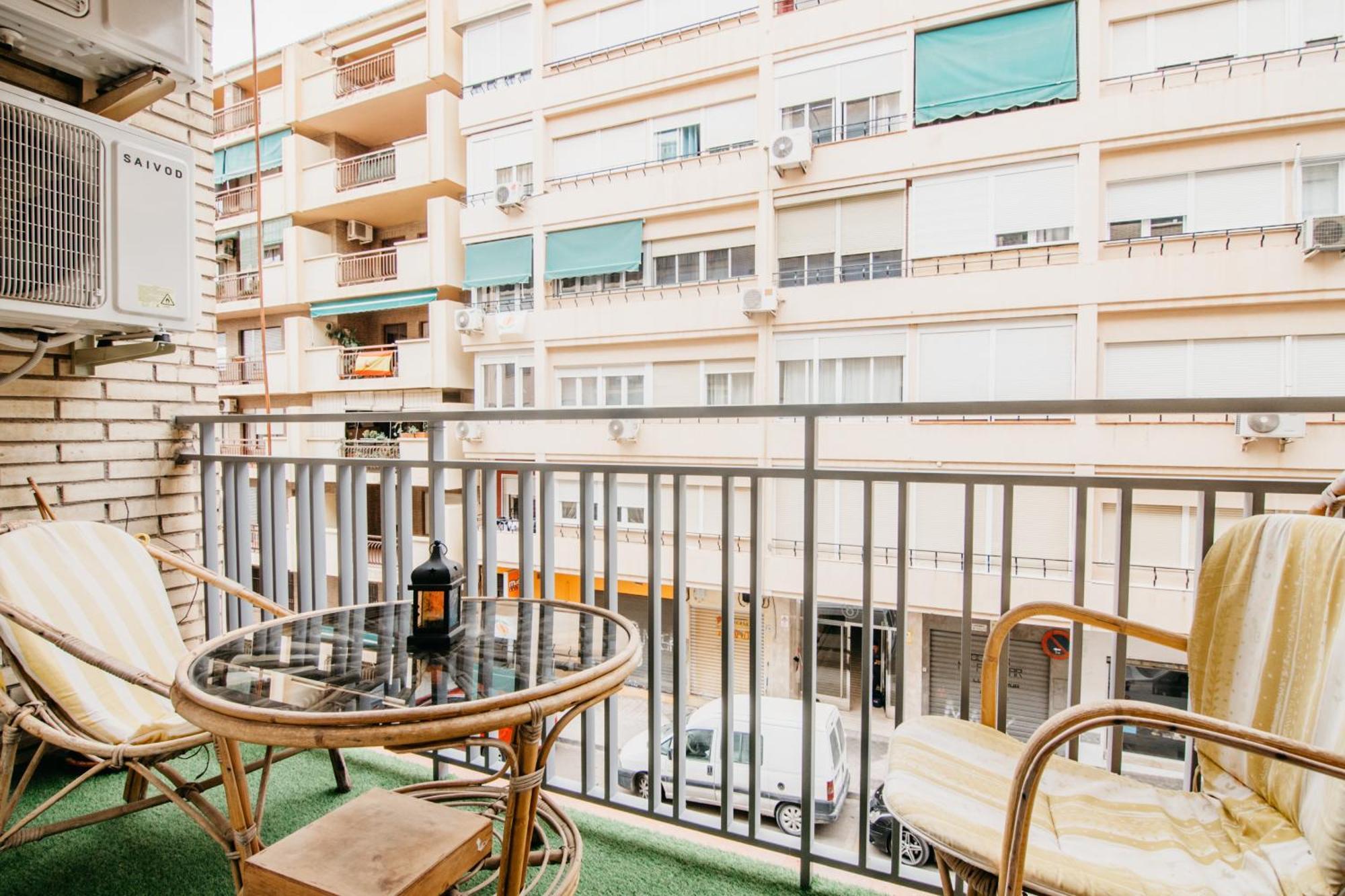 Tuguest Maria Luisa Apartment - Free Parking Гранада Экстерьер фото